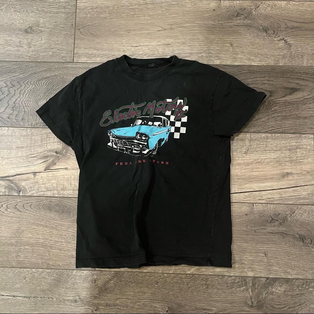 Brandy Melville car tee